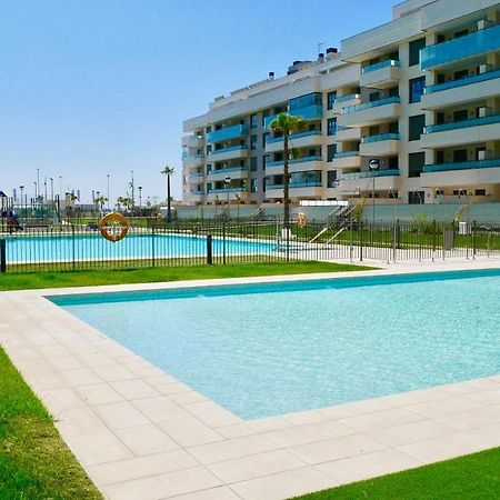 Playa Los Alamos, Descanso Y Ocio En توريمولينوس المظهر الخارجي الصورة